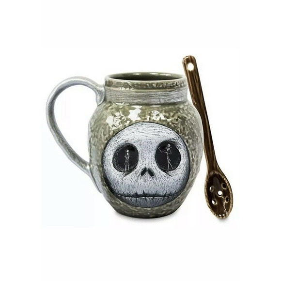 The Nightmare Before Christmas Mug with Spoon NEW - Picture 1 of 2